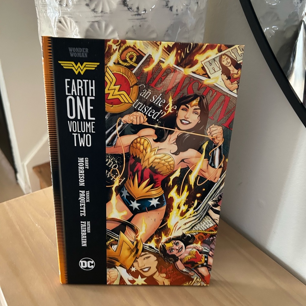 Wonder Woman Earth One Vol 2 Grant Morrison DC Comics Graphic Novel